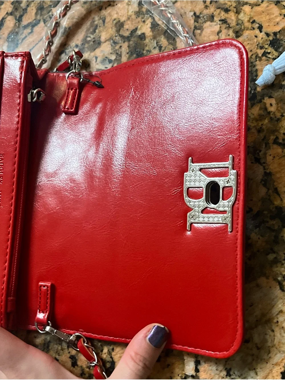 Badgley Mischka Red Quilted Vegan Leather Chain Crossbody - Picture 5 of 5